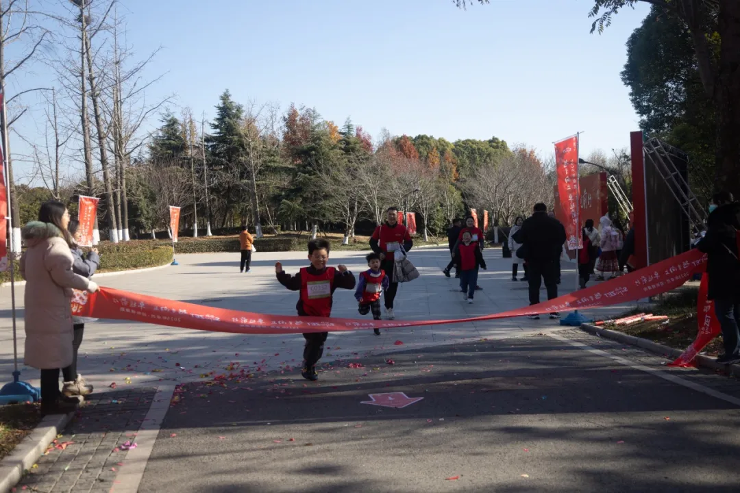 回望2024 启航2025 | pa视讯集团股份2025年度战略年会顺利召开